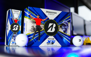 Bridgestone 2022 Tour B XS Tiger Woods Edition Golf Balls