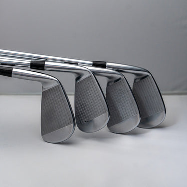 Pre-Owned Mizuno Pro 243 Irons 4-PW w/ Project X LZ 6.0 Shaft