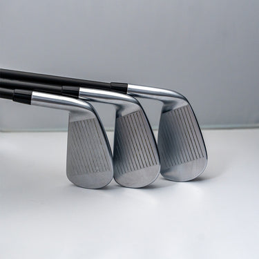 Pre-Owned Titleist T200 Iron Set 6-PW + W w/ Fujikura Axiom 75I R2 Shaft